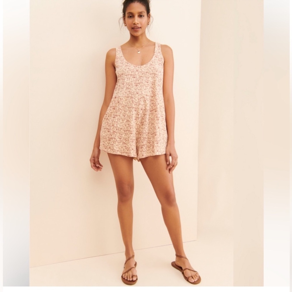 Natural by Known Supply Romper Ivy Floral Print 100% Organic Cotton  LARGE NWT